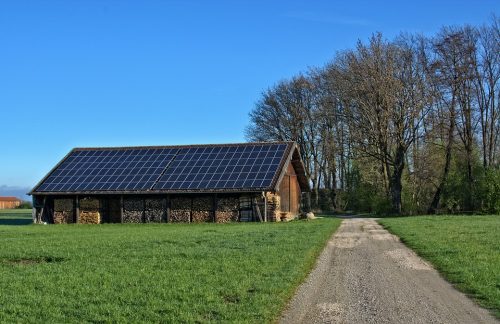 Instalación fotovoltaica aislada para viviendas